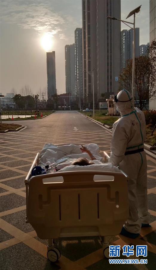 (新华全媒头条·图文互动)(3)奋斗结硕果,再写新篇章——写在共和国71周年华诞之际